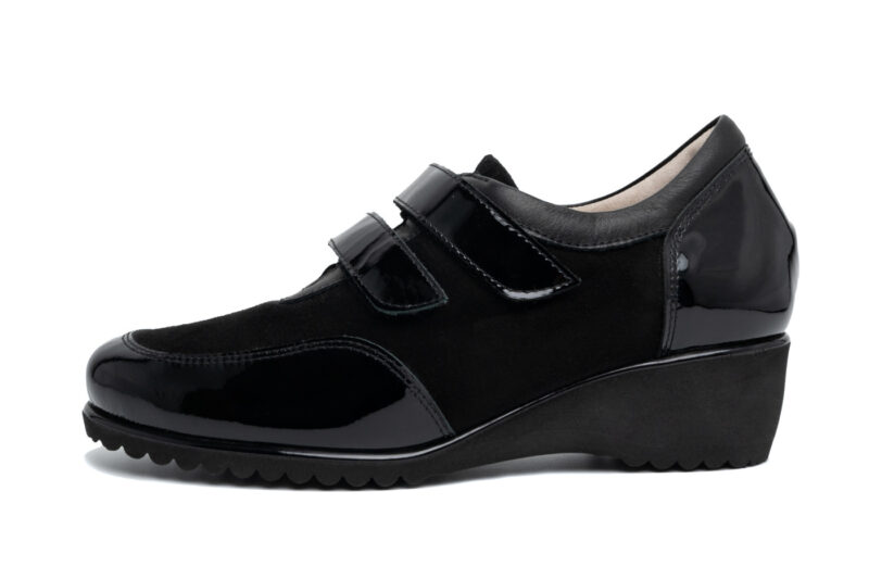Reyes | naplak nero